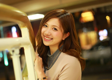 岡村真由 画像